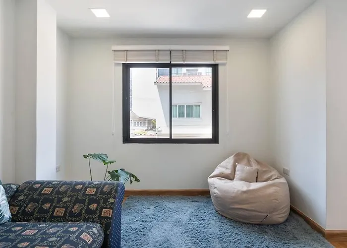 別墅 Miq Ekkamai3_pool Villa_3br House 曼谷